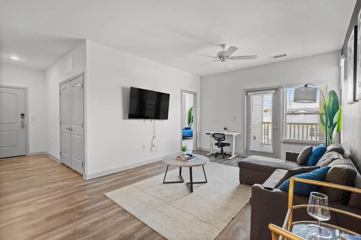 Upscale King 2Br Suite Mins To Uptown Charlotte 0*,  Stany Zjednoczone Ameryki